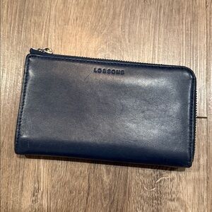 Lo & Sons Magnolia Leather Navy Wallet